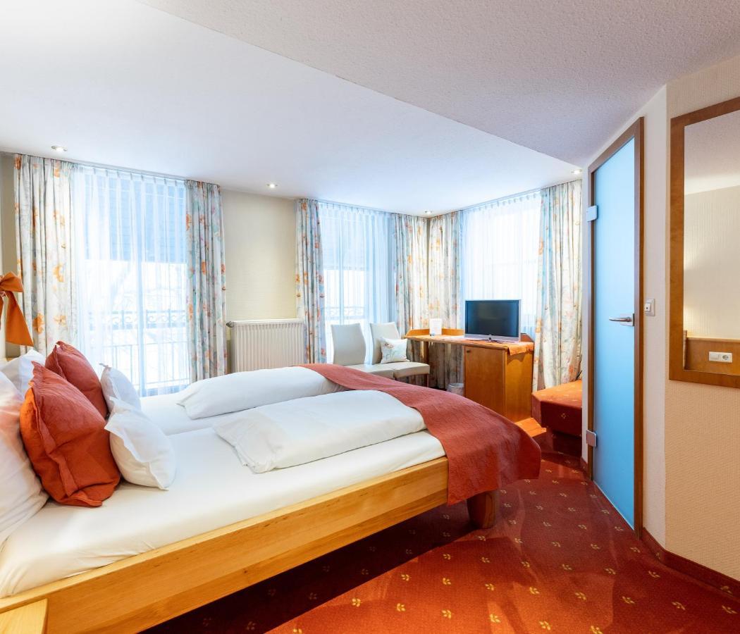 Hotel Zum Ochsen Шёнвальд Экстерьер фото